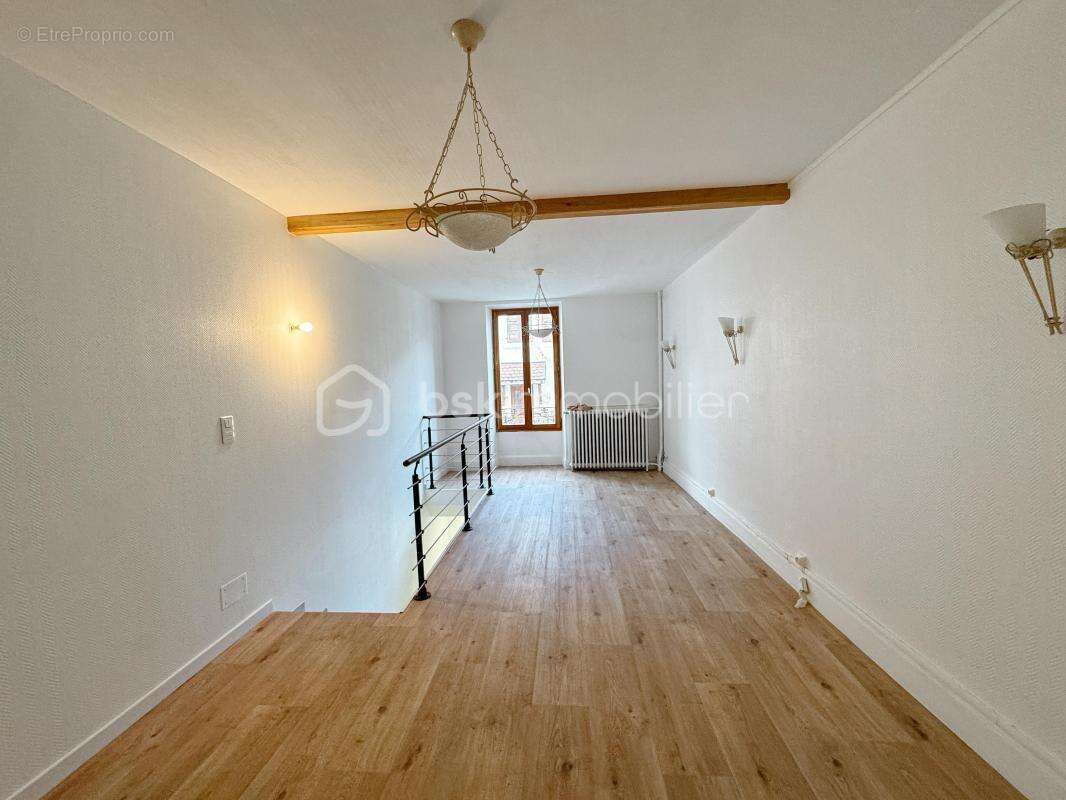 Appartement à SEYSSEL