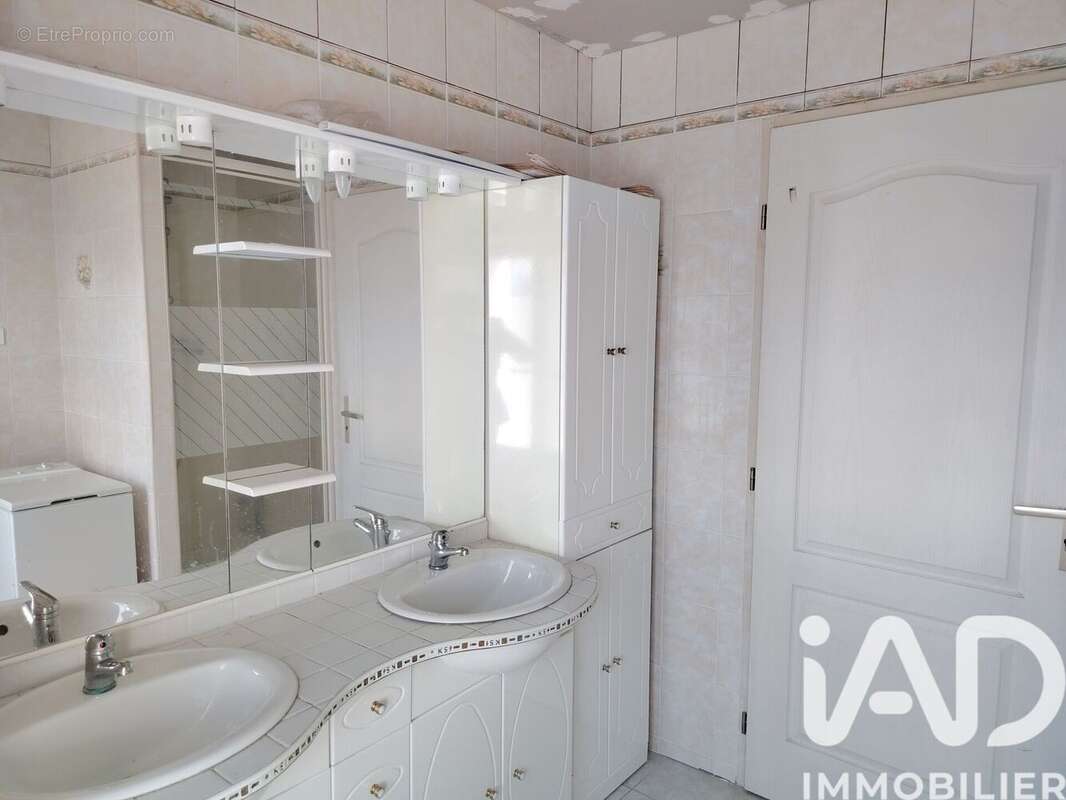 Photo 8 - Maison à MERLEVENEZ