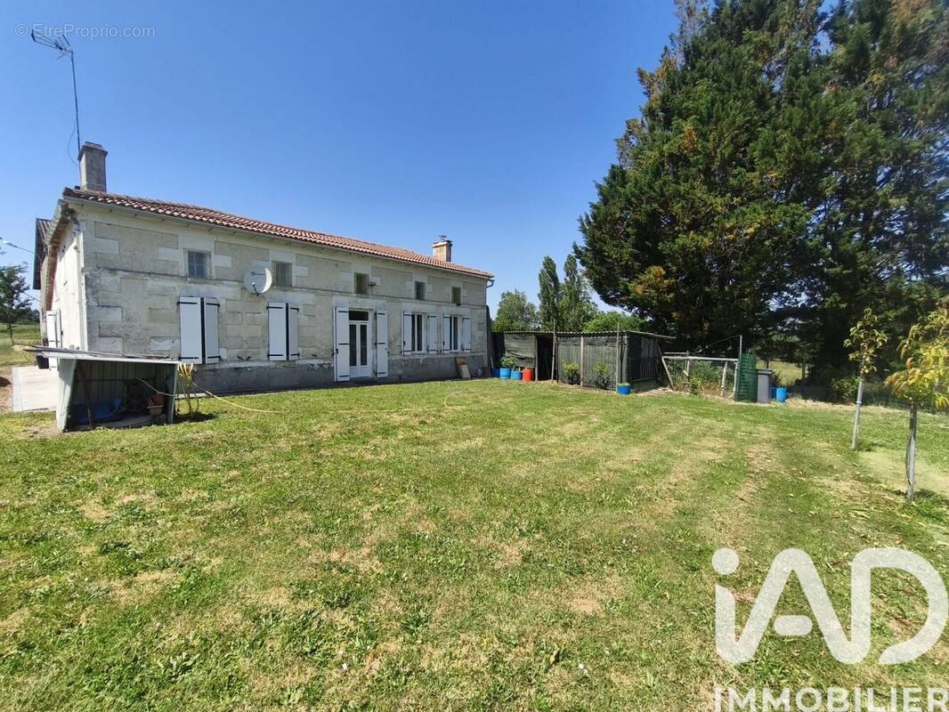 Photo 1 - Maison à NEUVICQ