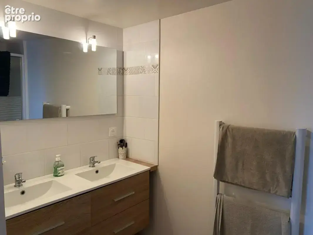 Maison prête à vivre à 6 kms de Lisieux - Terrain de 1200 m2 avec dépendance - photo 16