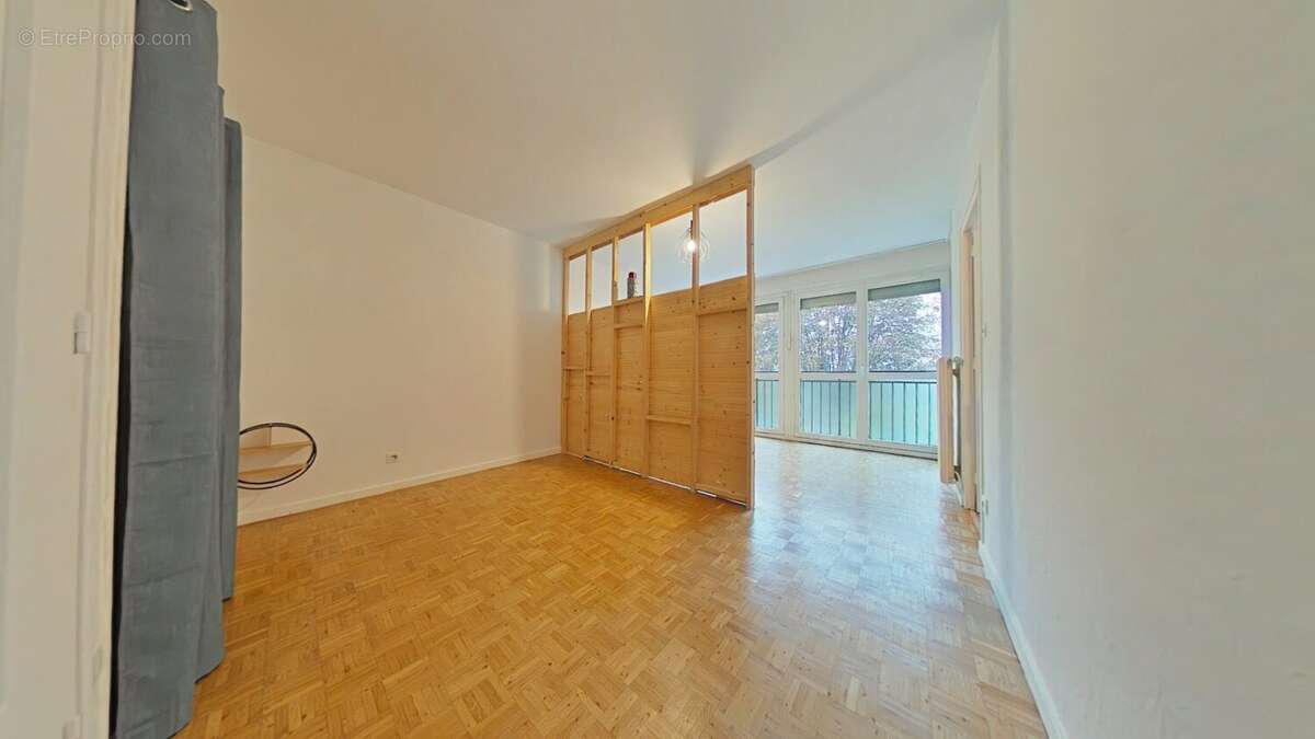 pièce de vie/coin nuit  - Appartement à VILLARS