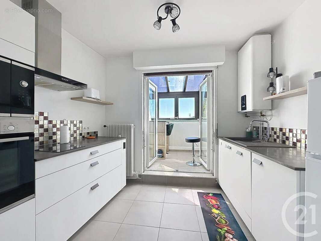 Appartement 44 m² à Troyes  - photo 3
