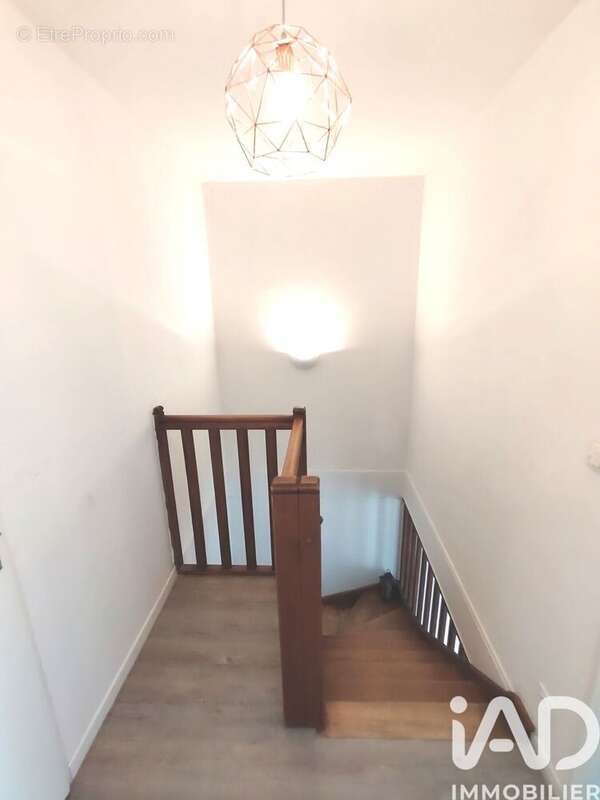 Photo 9 - Appartement à LES ULIS