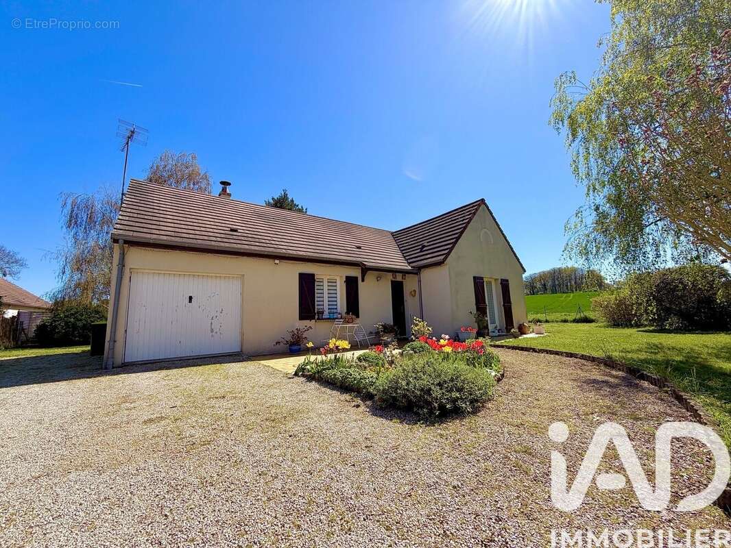 Photo 2 - Maison à CONCREMIERS