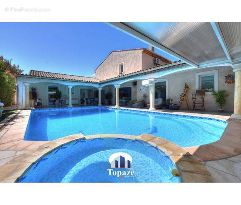 Maison à PUGET-SUR-ARGENS