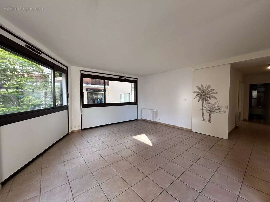 Appartement à EVIAN-LES-BAINS
