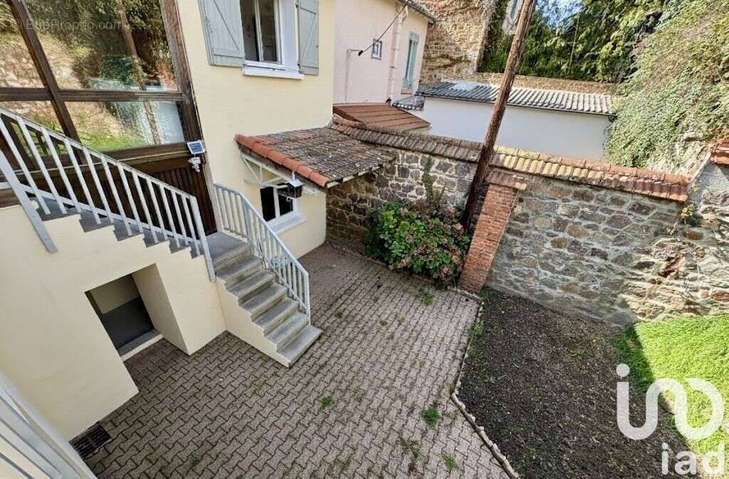 Photo 6 - Maison à PANISSIERES