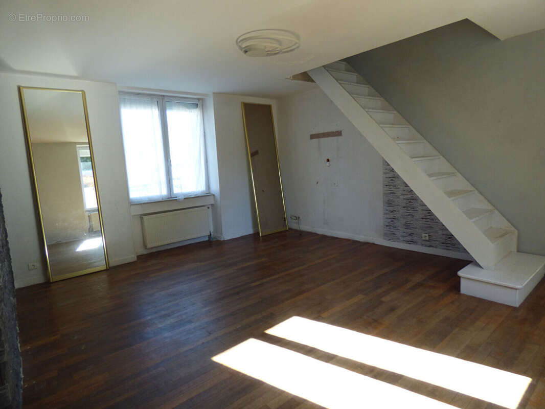 Maison Commentry avec piscine 4 chambres 160m² - photo 7
