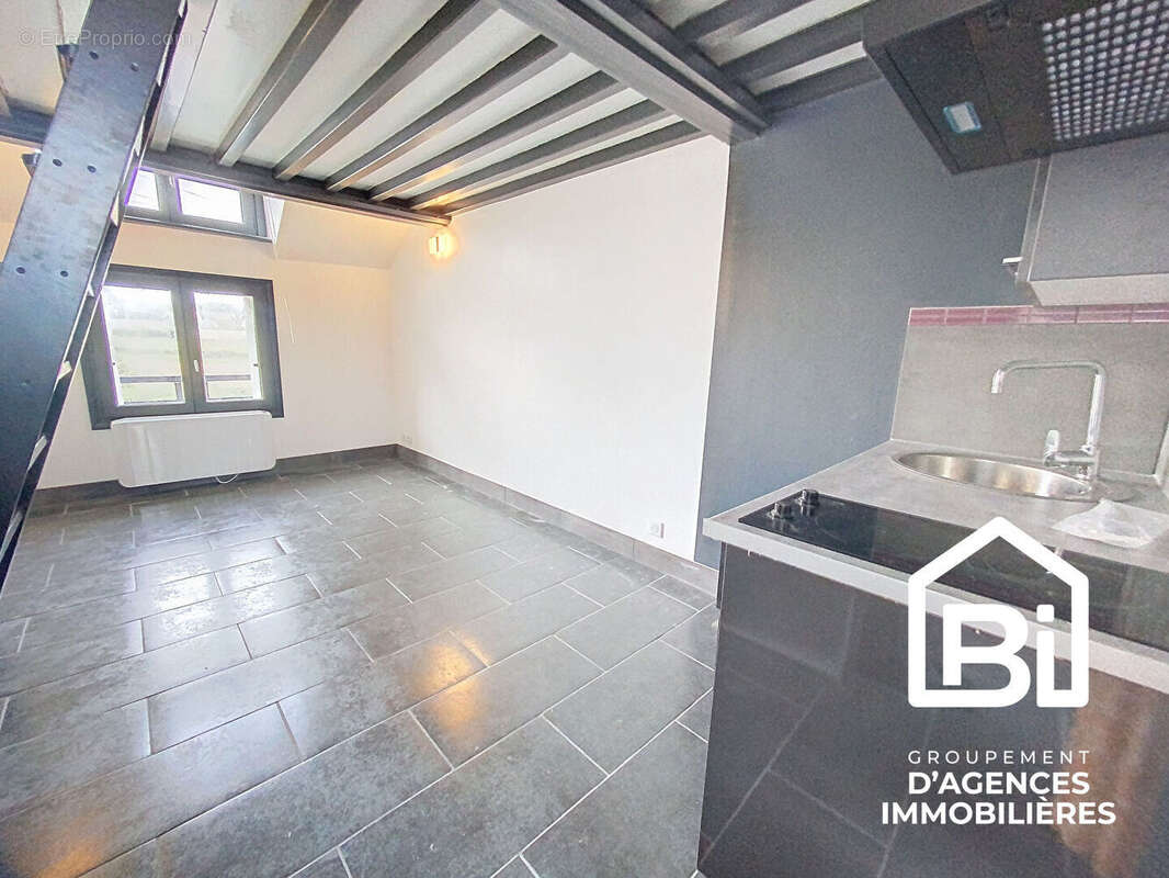 BERNIERES SUR MER - Ensemble immobilier de 7 logements - photo 6