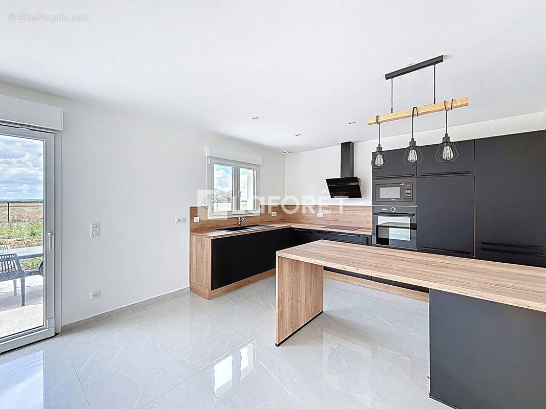 Maison à LUXEMONT-ET-VILLOTTE