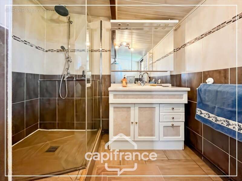 Maison à BIVILLE-LA-BAIGNARDE