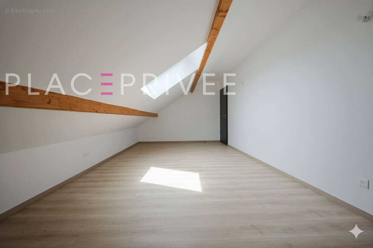 Appartement à HEILLECOURT