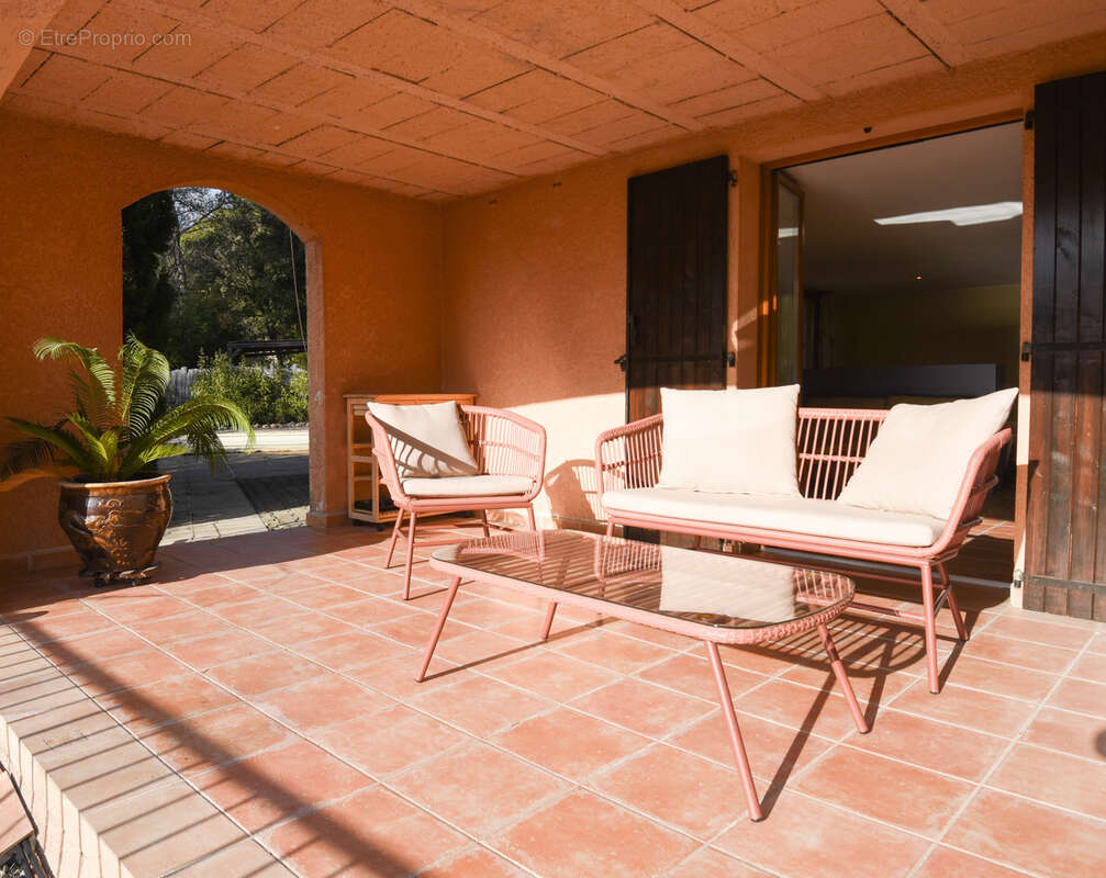 Maison à LORGUES