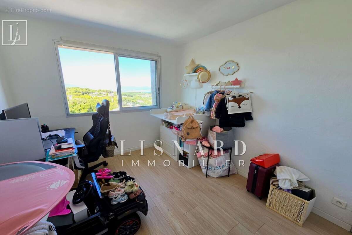 Appartement 63 m² à Vallauris  - photo 9