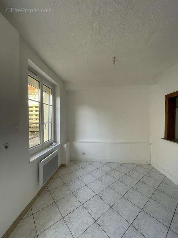 Maison 78 m² à Orbec  - photo 4