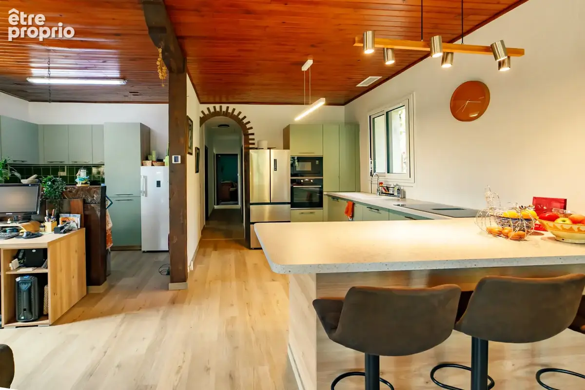 Mas rénové avec terrasse - jardin, garage et studio indépendant - 427000 euros - photo 7