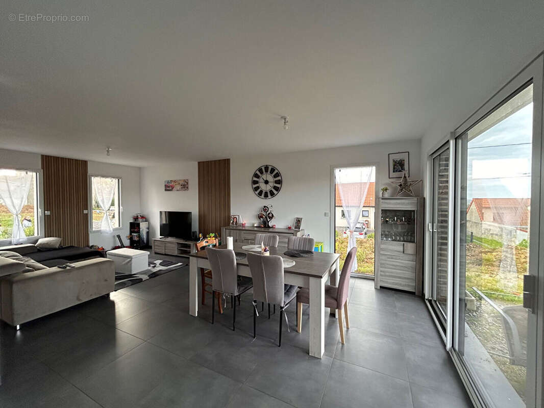 Maison à HARDINGHEN