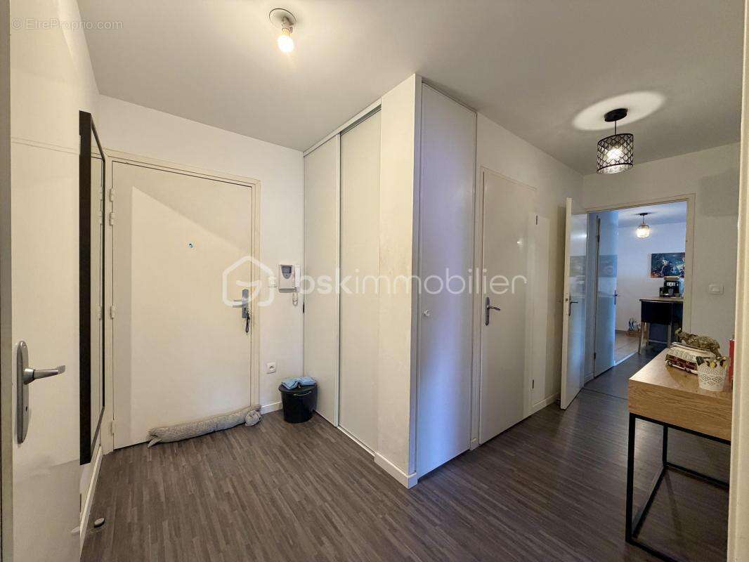 Appartement à MORANGIS