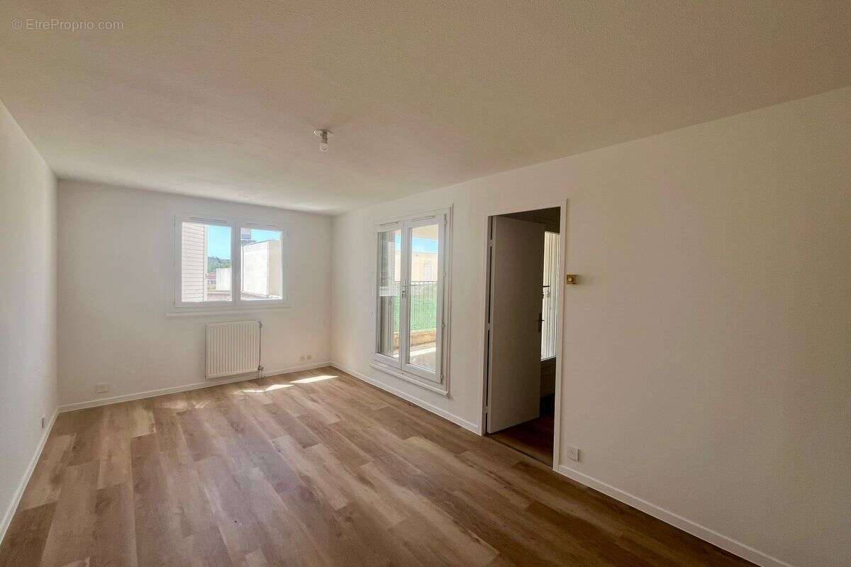 Appartement à VITROLLES