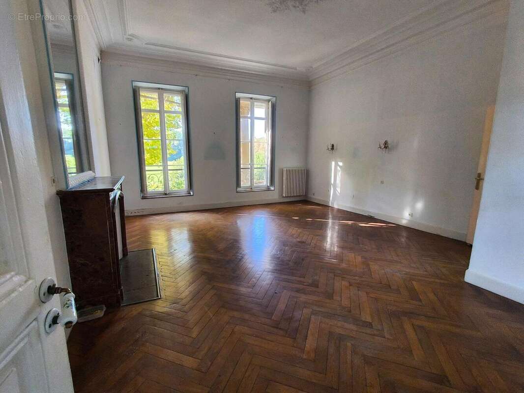 Photo 2 - Maison à PORT-DE-BOUC