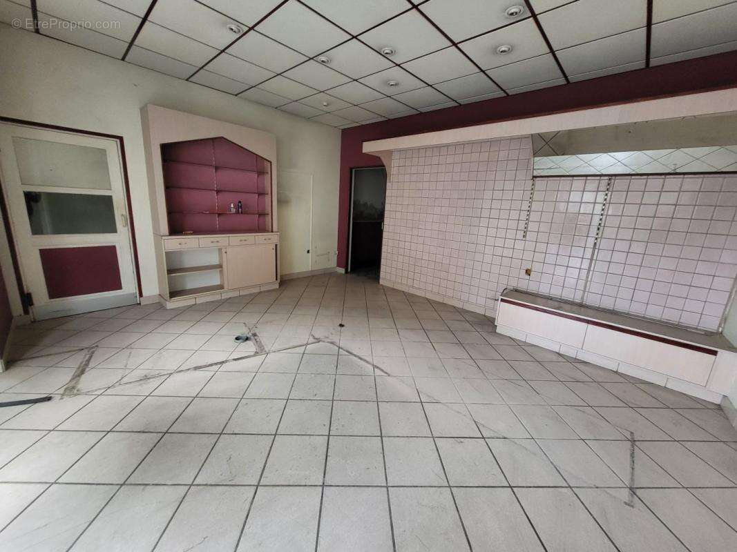 Appartement à NEUVILLE-LES-DAMES
