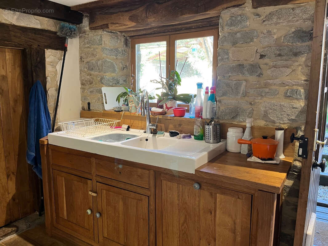 Maison à COUSSAC-BONNEVAL