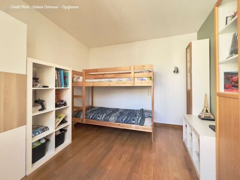 Maison à SAINT-BONNET-PRES-RIOM