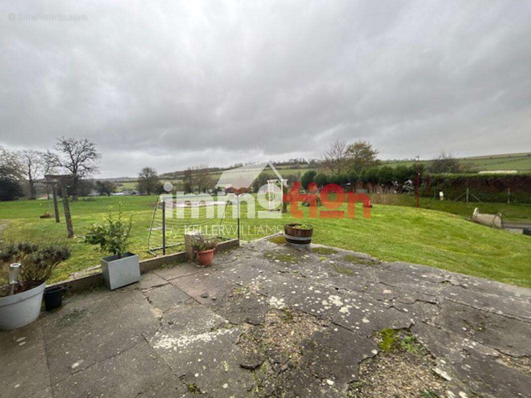 Maison à SAINT-MARTIN-EN-CAMPAGNE