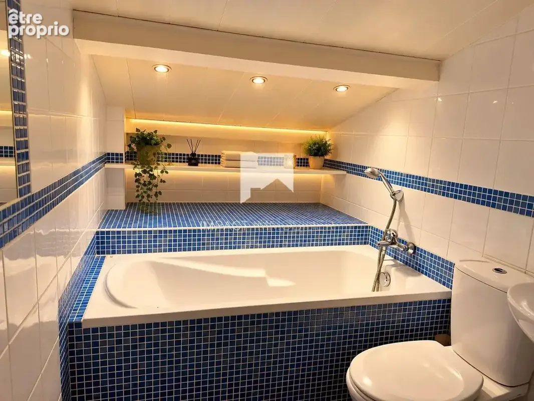 Hyères – propriété de caractère de 450 m² avec chambres d’hôtes et appartements – fort potentiel - photo 10