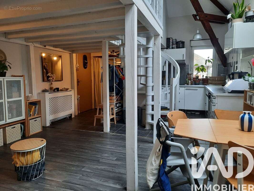 Photo 3 - Appartement à MONTIGNY-SUR-LOING