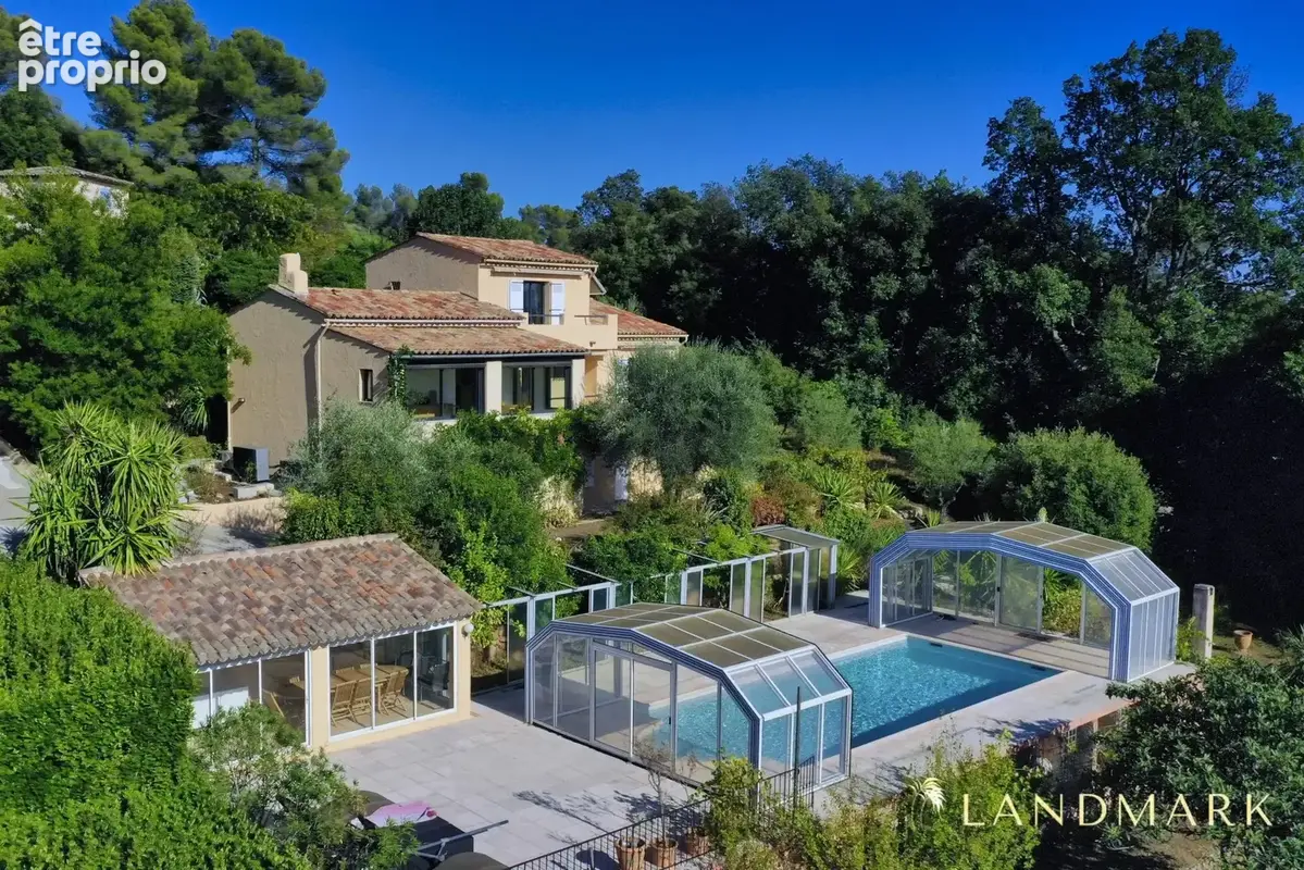 Villa renovee 4 chambres plus studio, piscine et garage - photo 17
