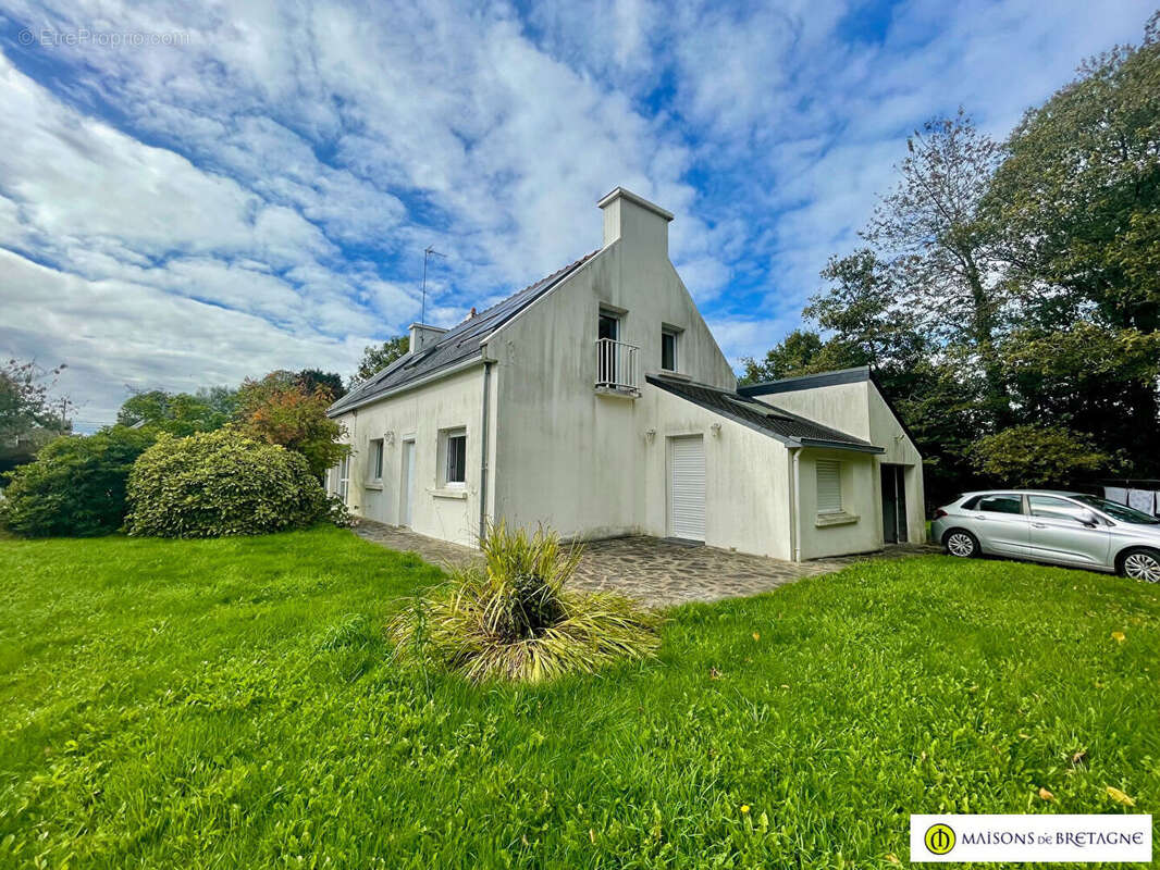 Maison à LE TREVOUX