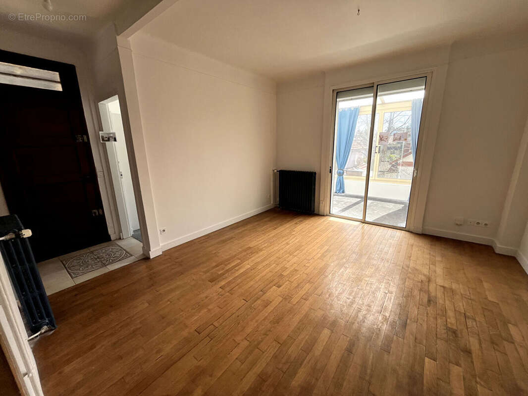 Maison à LE PLESSIS-ROBINSON