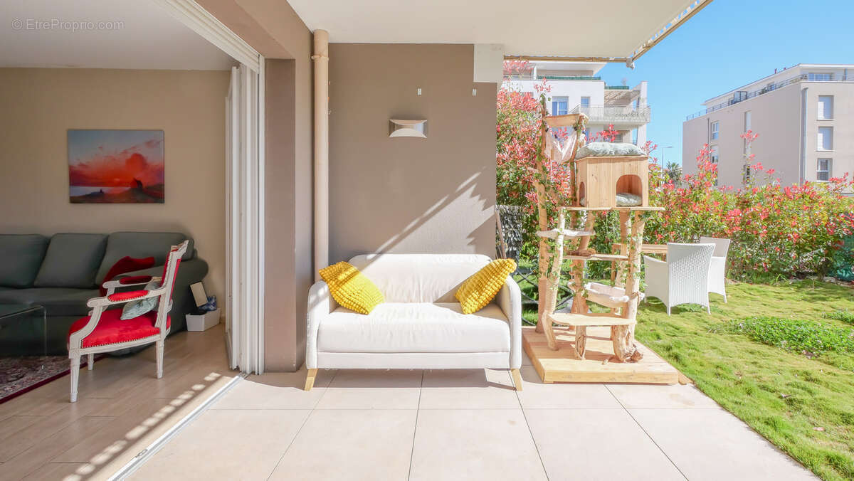 Appartement à HYERES