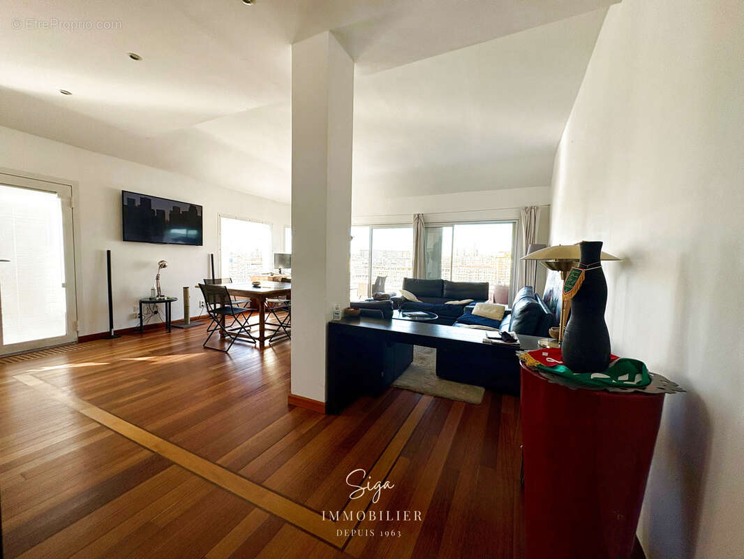 Appartement à MARSEILLE-7E