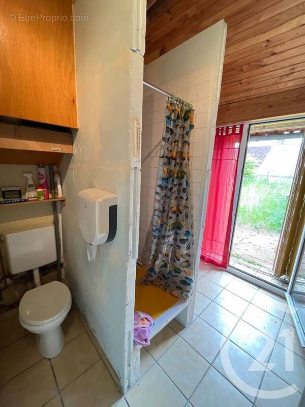 Maison 118 m² à Entrains-Sur-Nohain  - photo 7