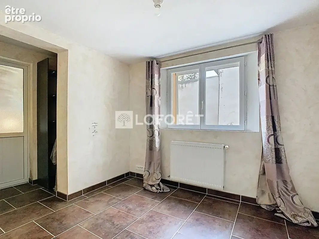 Maison 138 m² avec 4 chambres et jardin, Verrières - photo 10