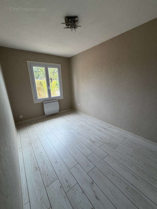 Maison à Pierrefitte/Loire - photo 15