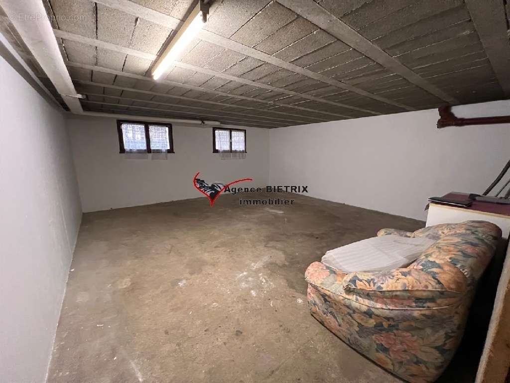 Commerce à L&#039;ISLE-ADAM