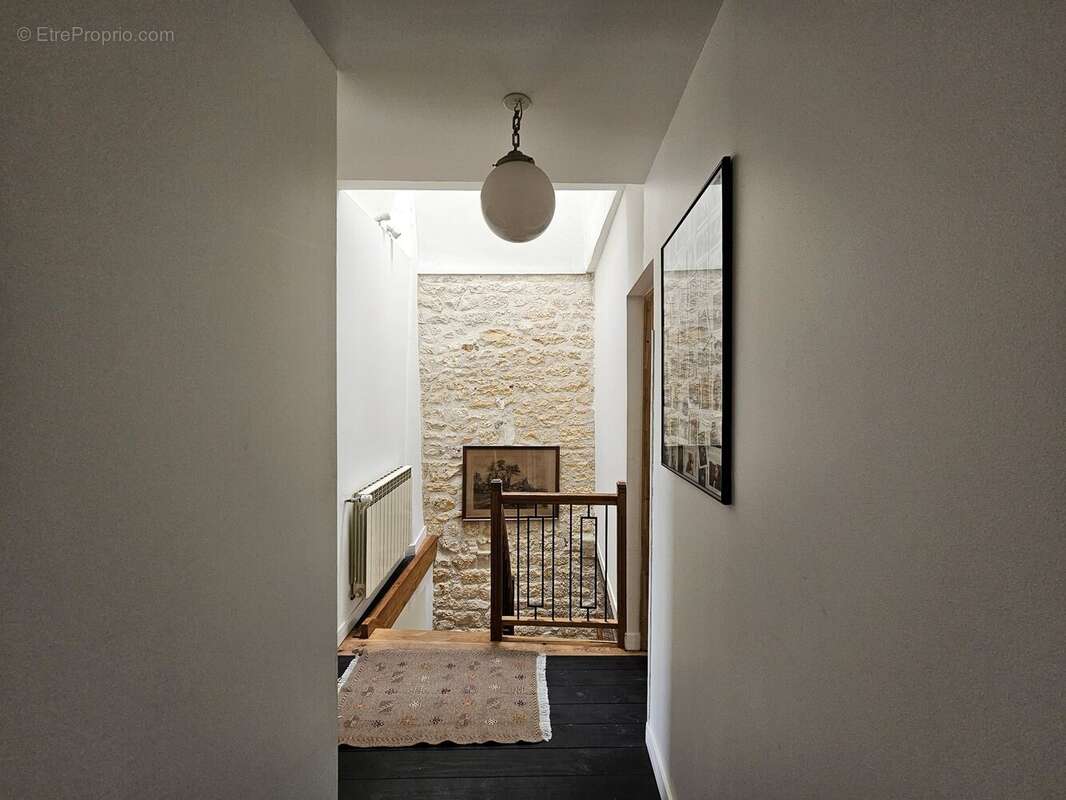 Maison à SAINTES