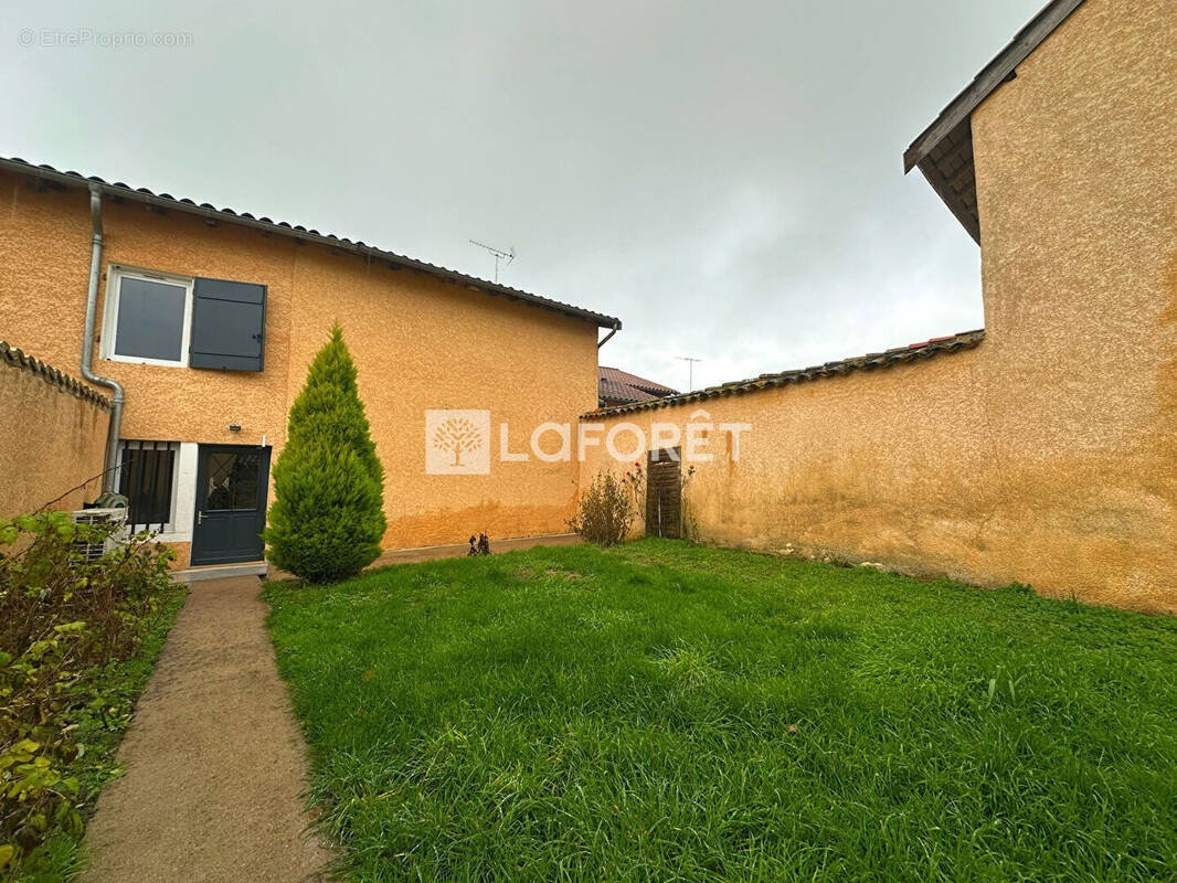 Maison à SAINT-TRIVIER-SUR-MOIGNANS