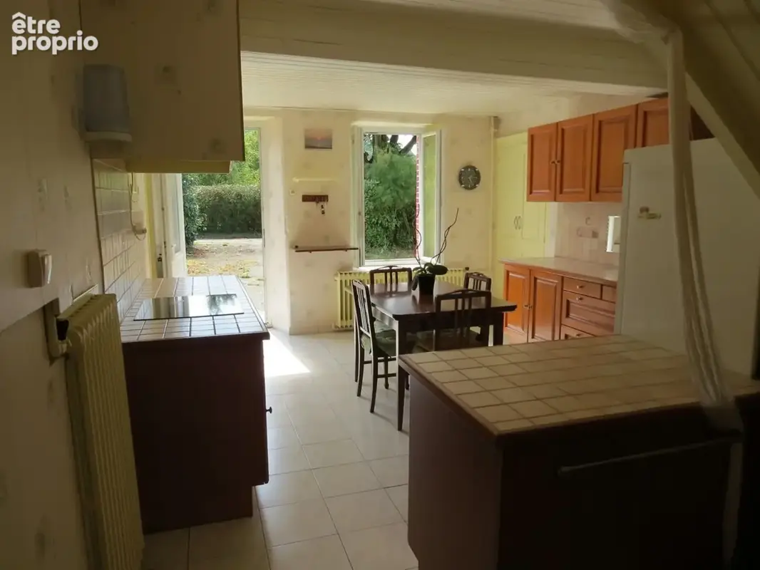 Une grande maison de 220 m² de potentiel sur un grand terrain de plus de 5500 m², bien isolée. À Ornacieux 38260 - photo 11