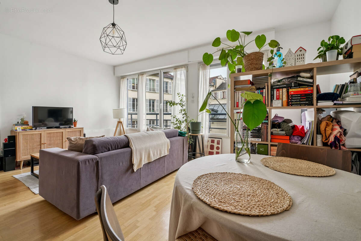 Appartement à PARIS-20E