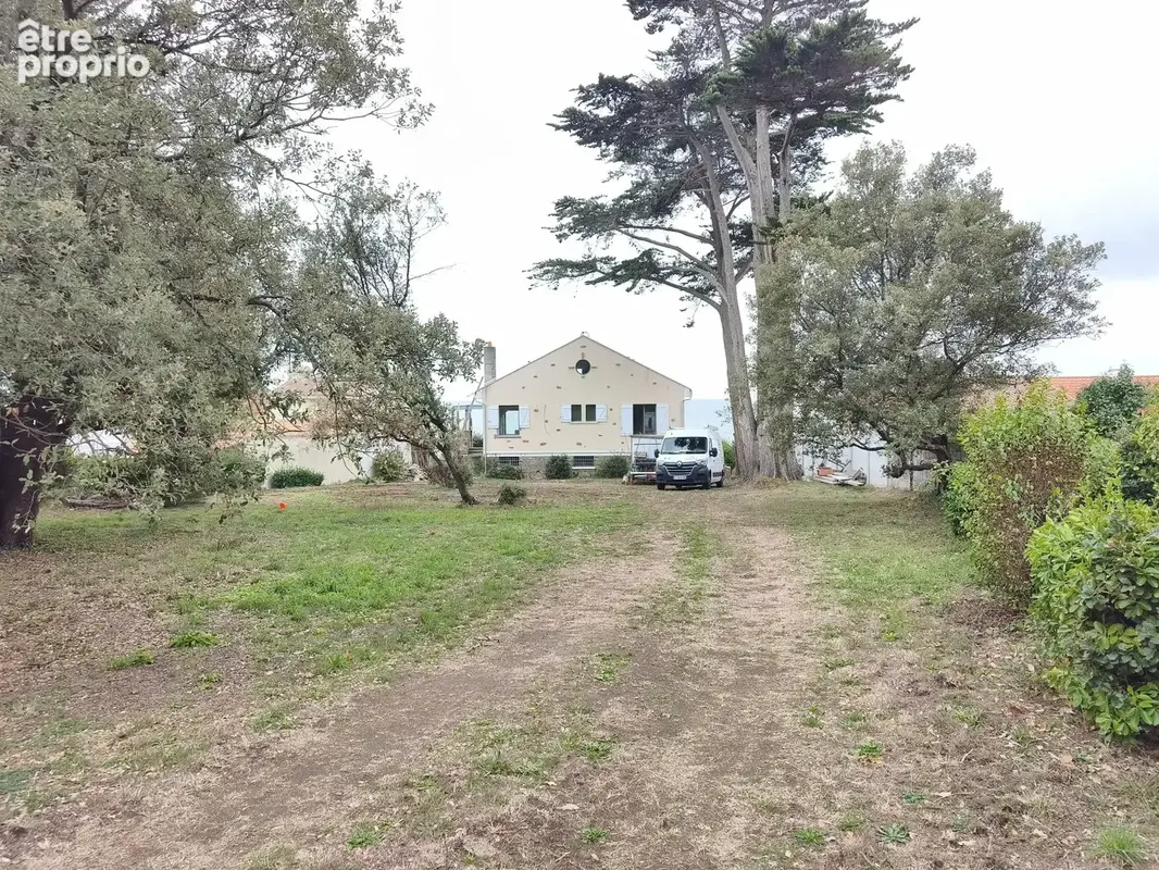 Prefailles - centre - photo 1