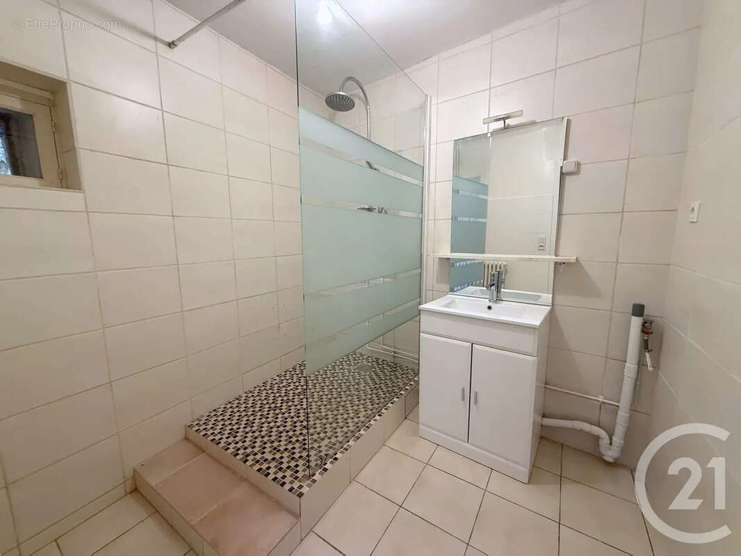 Maison à MALAY-LE-PETIT