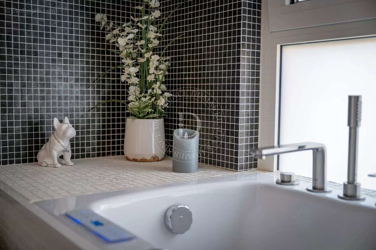 Appartement à SAINT-JEAN-CAP-FERRAT