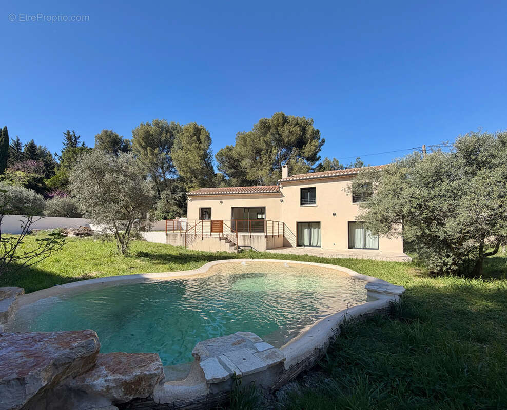 Maison à BEAUCAIRE