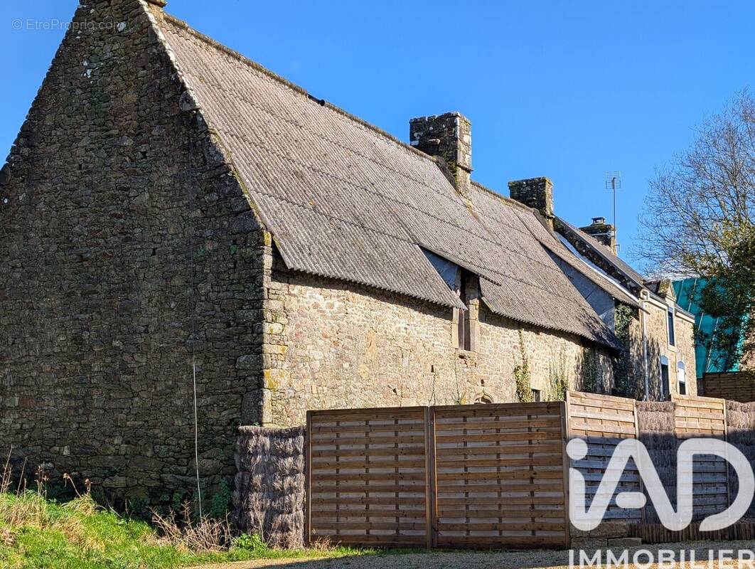 Photo 1 - Maison à LANDEVANT