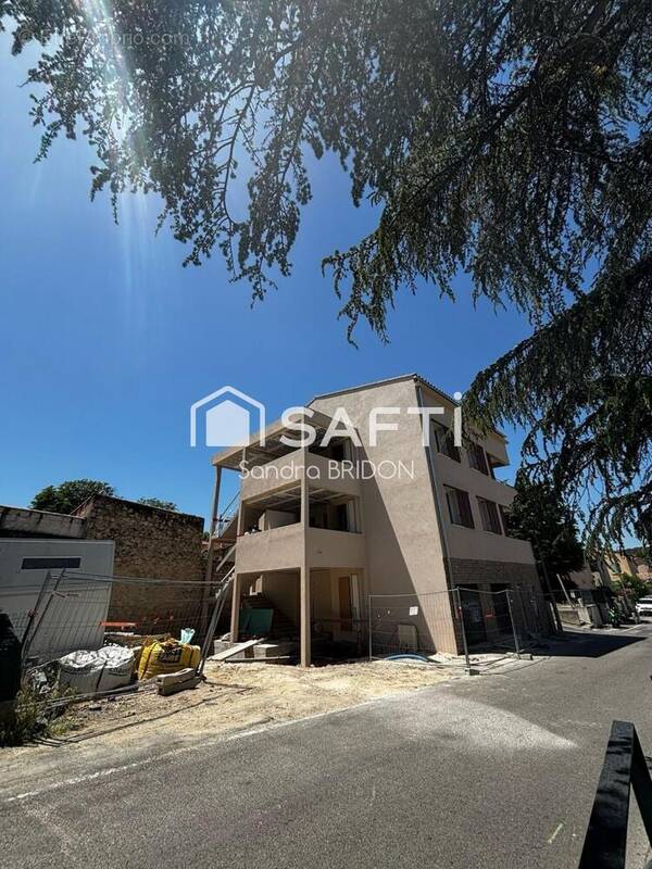 Photo 1 - Appartement à GREASQUE
