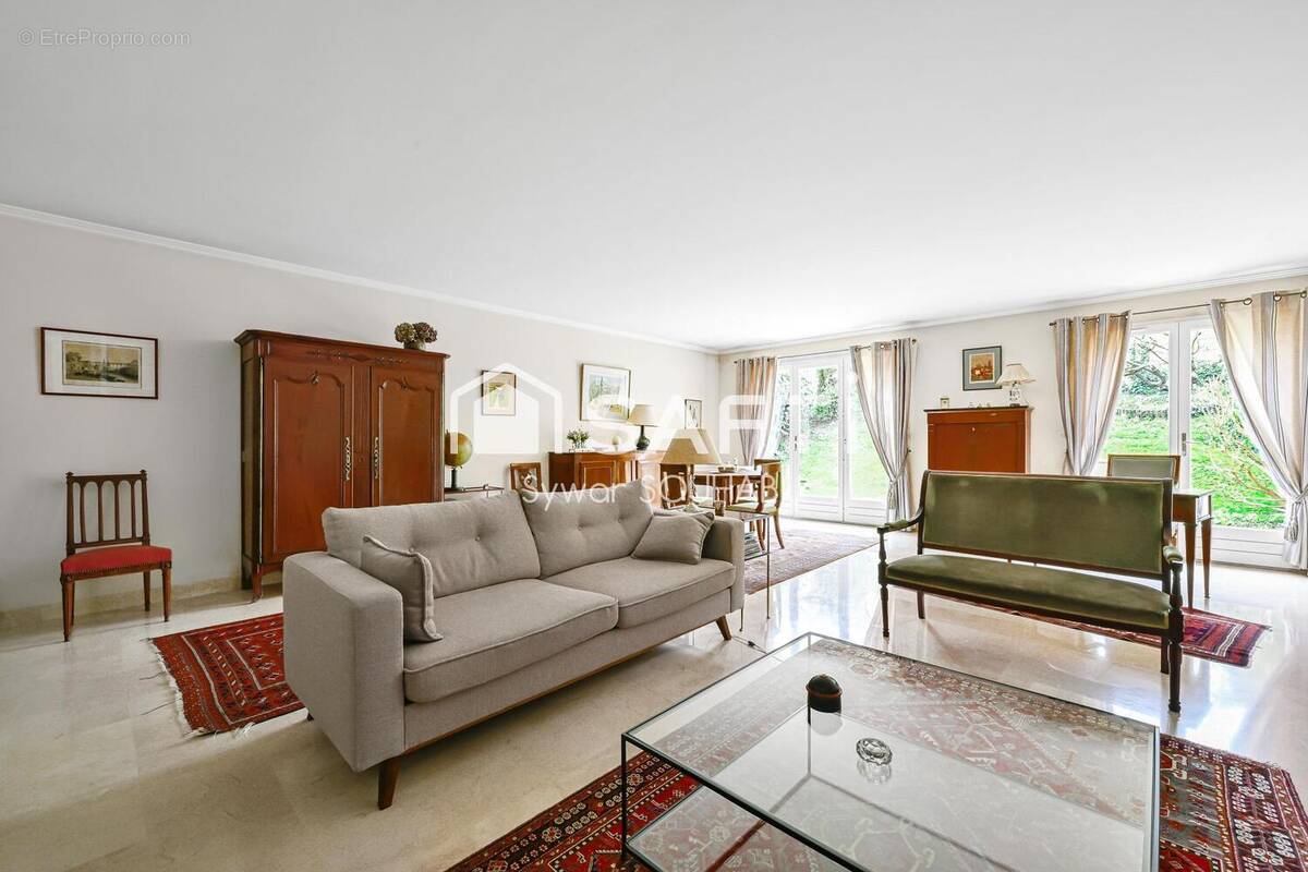 Photo 1 - Maison à RUEIL-MALMAISON